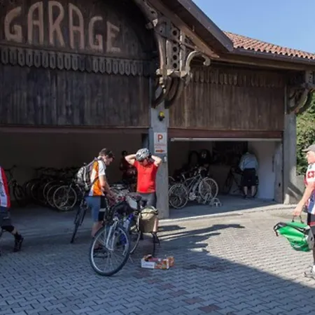 מלון Doriguzzi 3*